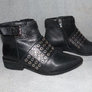 URGE FILI ANKLE LEATHER BOOTS SZ 37